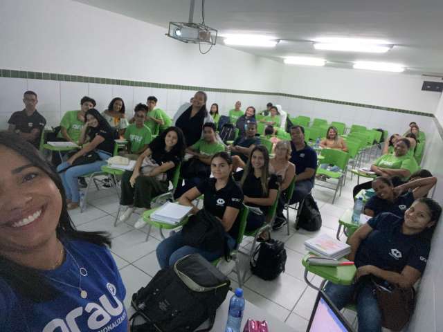 Grau