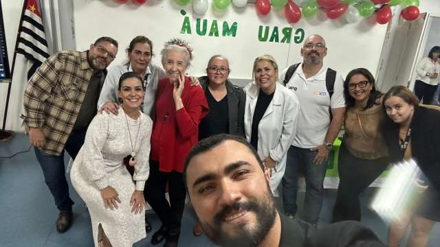 Grau