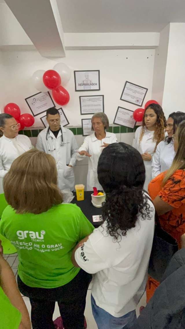 Grau