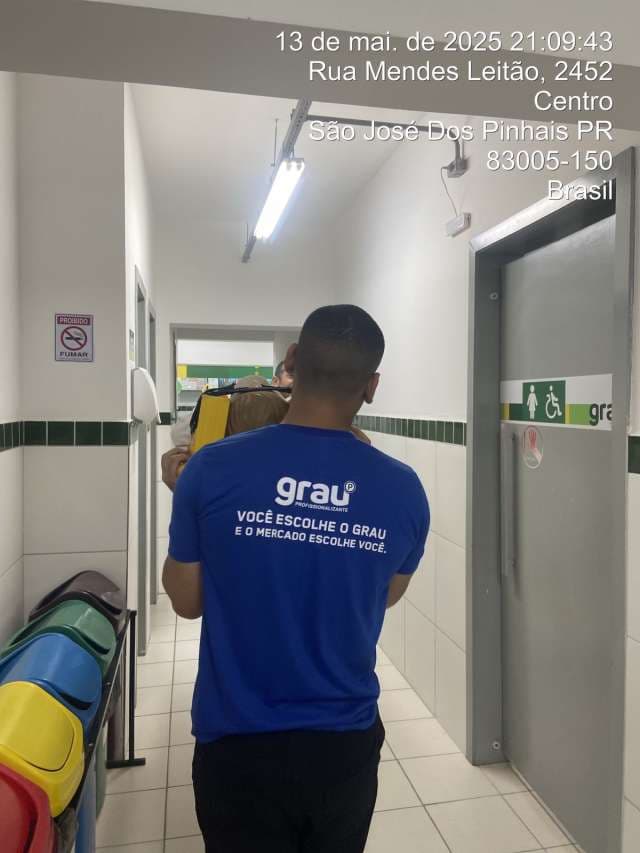 Grau