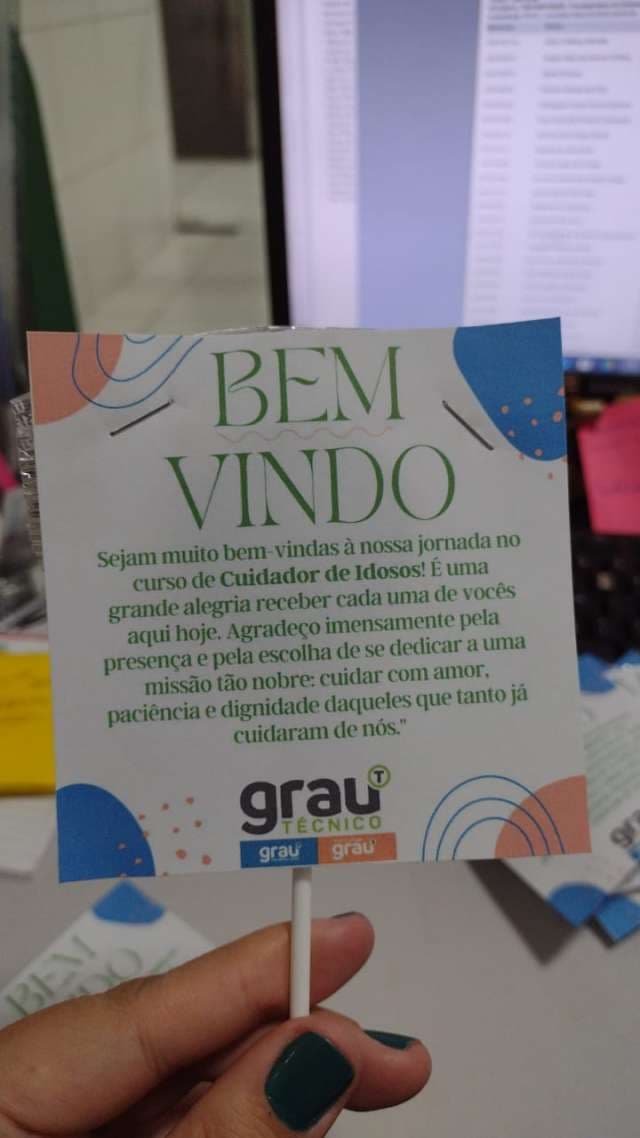 Grau
