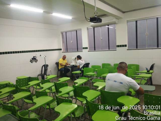 Grau