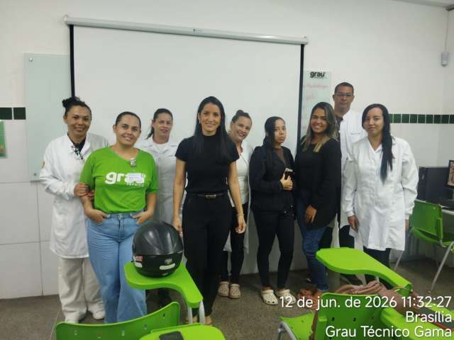 Grau