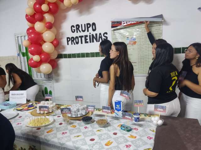 Grau