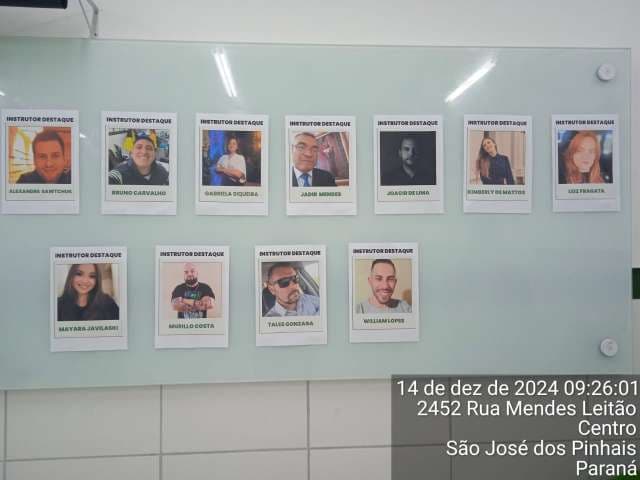 Grau