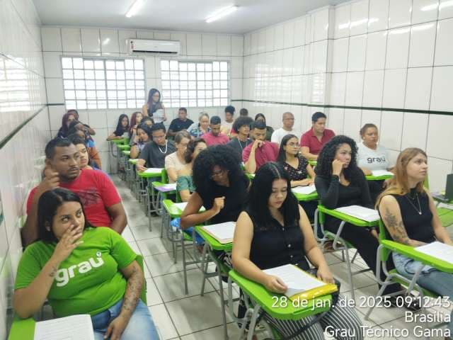 Grau