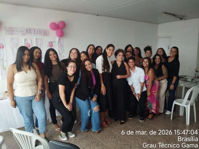 Grau