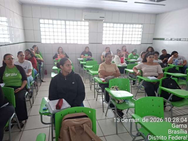 Grau