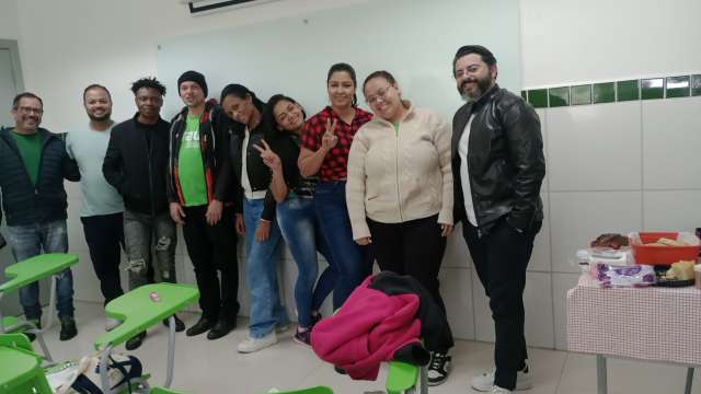 Grau