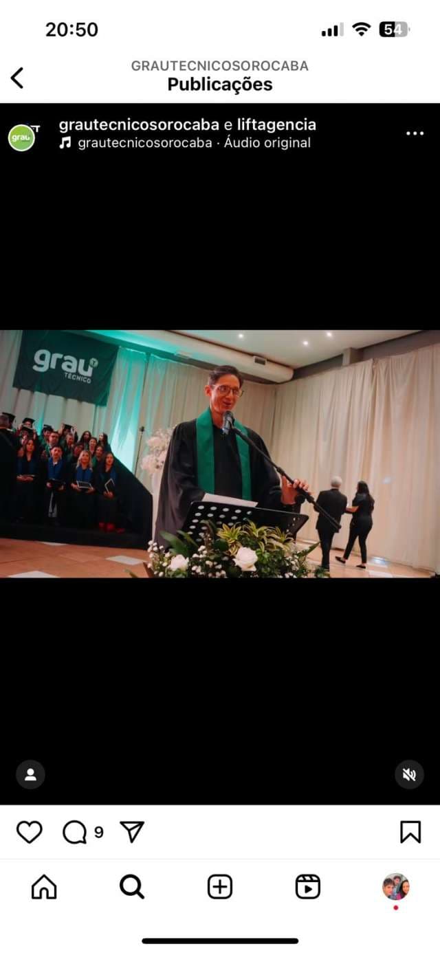 Grau