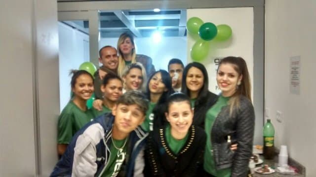 Grau