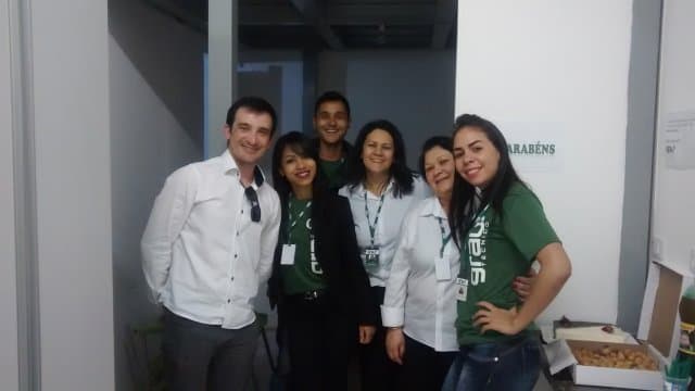Grau