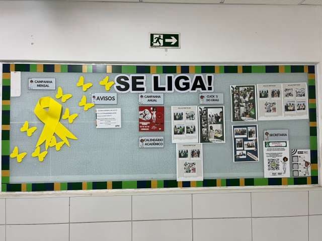 Grau