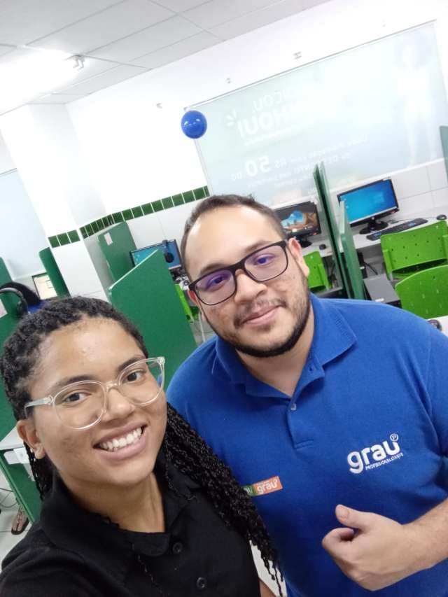 Grau