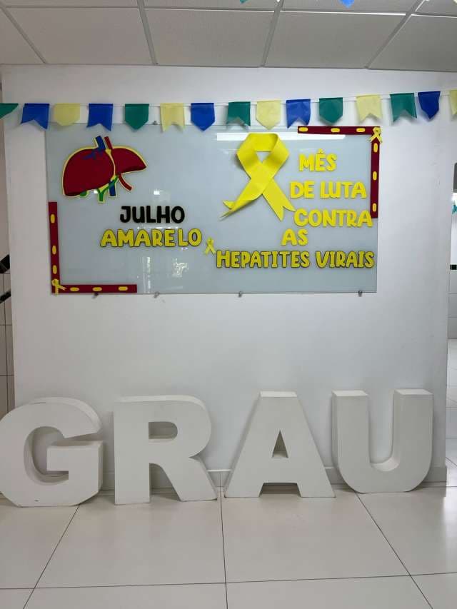 Grau