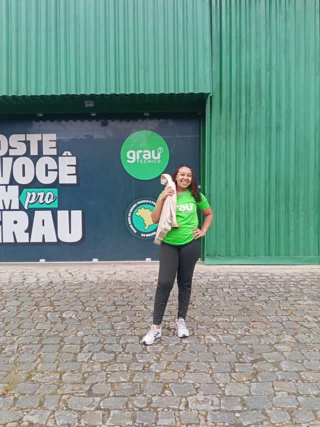 Grau
