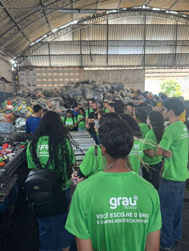 Grau