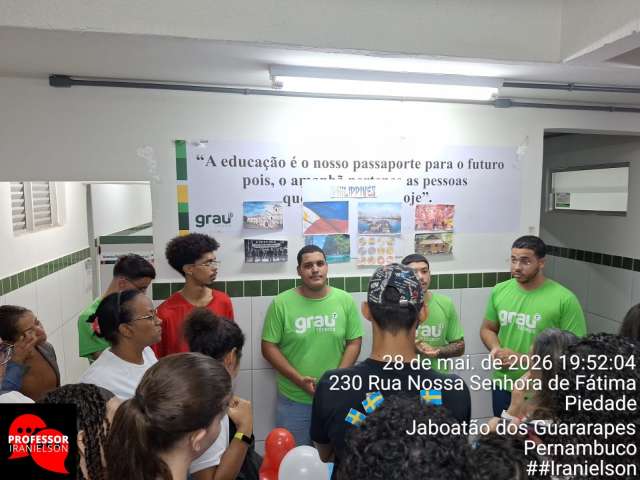 Grau