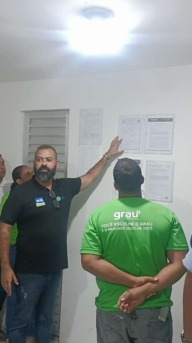 Grau