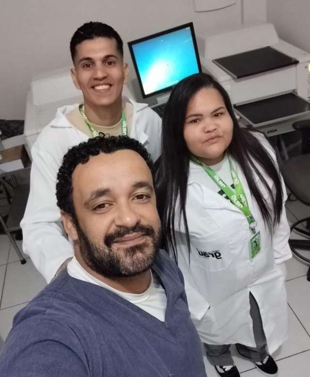 Grau