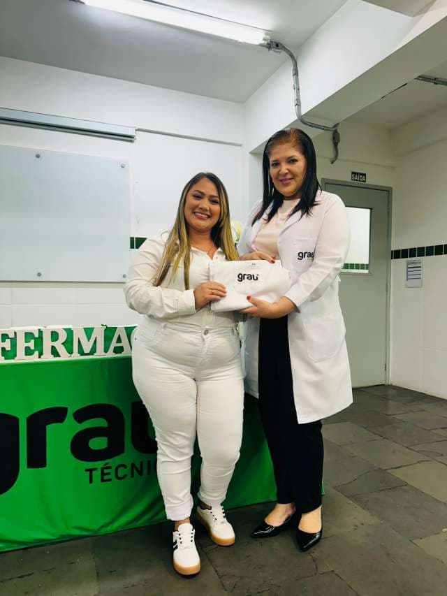 Grau
