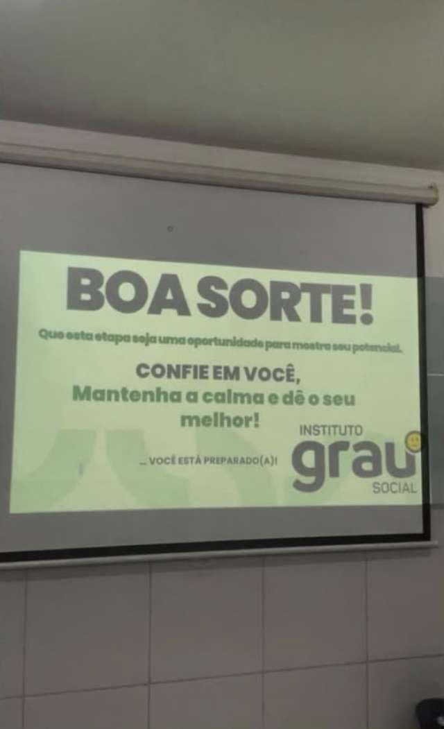 Grau