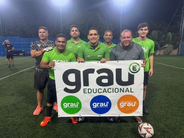 Grau