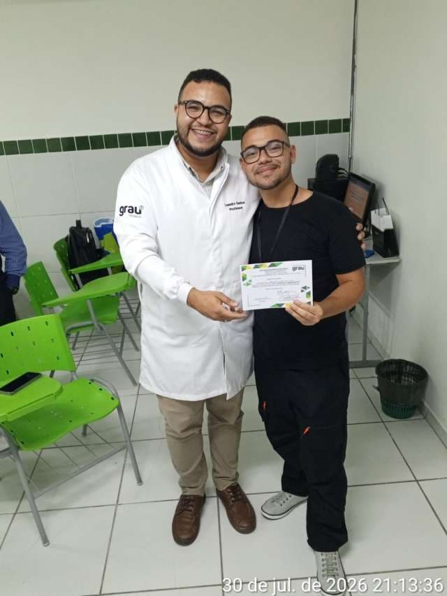 Grau