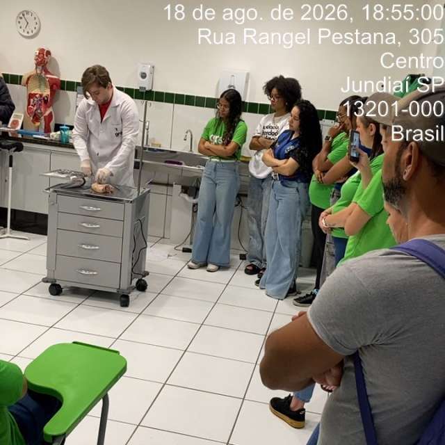 Grau