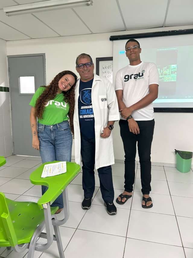 Grau