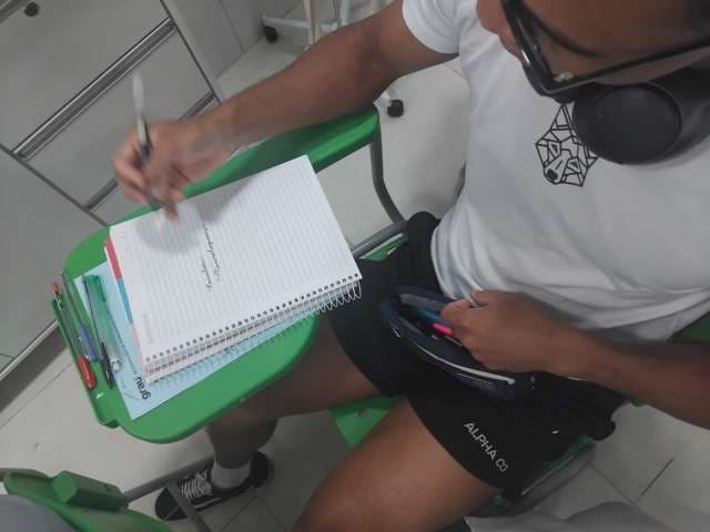 Grau