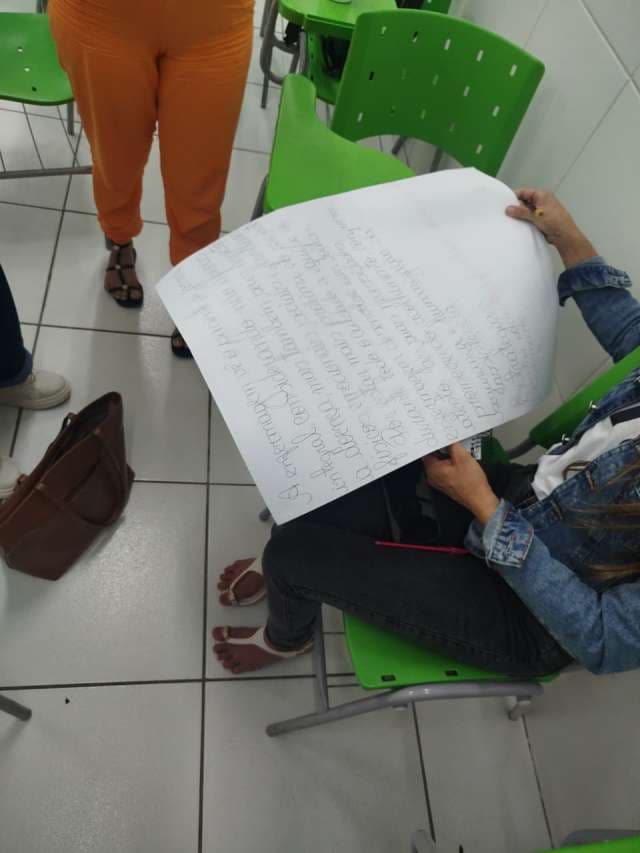 Grau