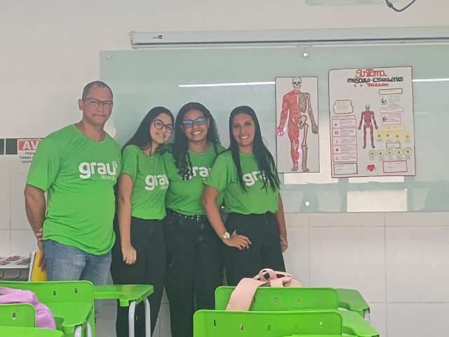 Grau