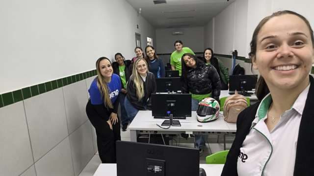 Grau