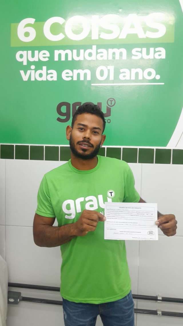 Grau
