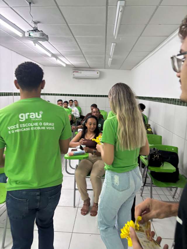Grau