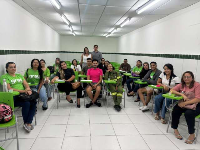 Grau